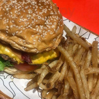 8 Cuts Burger Blends food