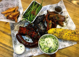 Pitmaster's Smokehouse Bbq food