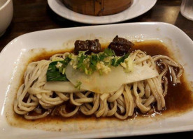 Kanzhu Hand-pulled Noodles food