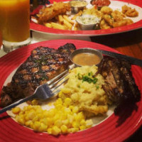 T.g.i. Friday's Marquee Mall food