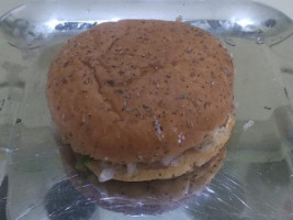 Burger Cafe Nurpur Bedi food