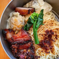 Féi Niú Guò Qiáo Miàn Dàng food