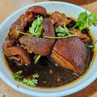 Huá Xìng Ròu Gǔ Chá food