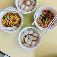 Rú Jì Xiǎo Chú food