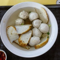 Rú Jì Xiǎo Chú food