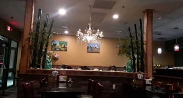 Beera's Punjabi Tadka inside