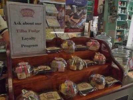 Mrs Jamiesons Home Made Fudge inside