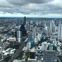 Mahanakhon Bangkok Skybar outside