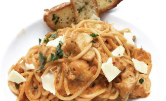 Roy's Cafe food