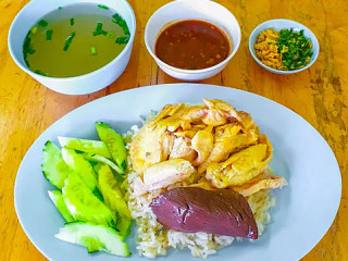 แดนข้าวมันไก่ สาขาสันทราย