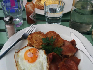 Luncheonette