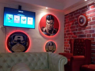 Marvel Street Cafe Lounge