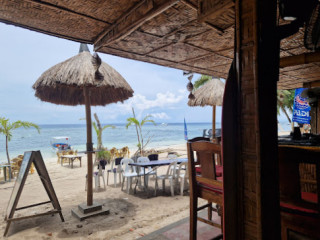 Aluna Beach Lounge