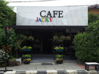 Jacky Cafe