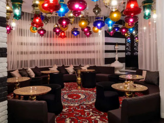 Hudson Tavern Mondrian Doha