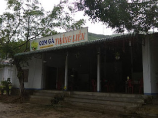 Cơm Gà Thắng Liền