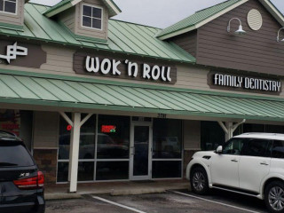 Wok N Roll