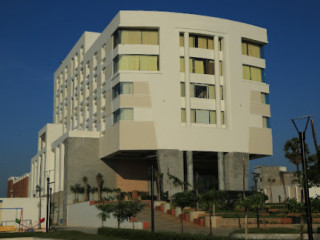 Dhanalakshmi Srinivasan Hotels