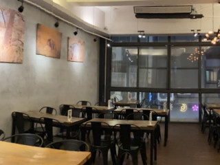 Xīng Nuò Wén Chuàng Kā Fēi Senor Cafe