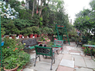 The Cafe, Ranikhet