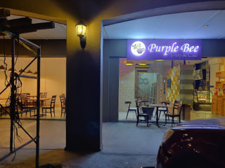 Purple Bee Shop Cafe