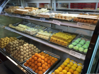 Gaurav Sweets (nandey