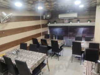 Aapka Restaurent Ujjain