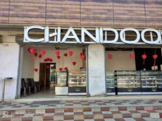 Chandoos Bakery