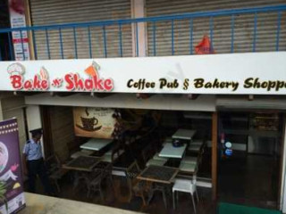 Bake-n-shake