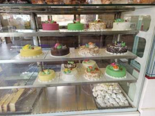 Parivar Sweets Bakery