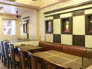 Ganesh Palace Restaurant Bar