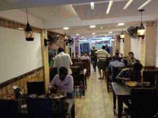 Island Cafe Multi-cuisine