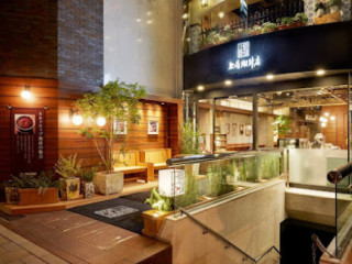 Ueshima Coffee Lounge Aoyama Shop