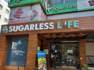 Sugarless Life Cafe Dessert Lounge