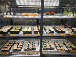 Sushi Gallery