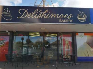 Delishimoes Bakery