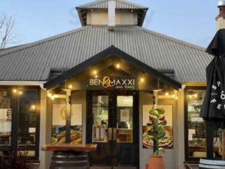 Ben Maxxi Asian Eatery