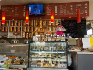 East Malvern Cellars Deli