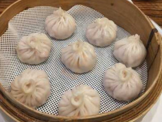 Shanghai Street Dumplings