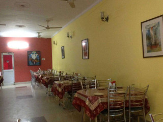 Shyamal Restaurant