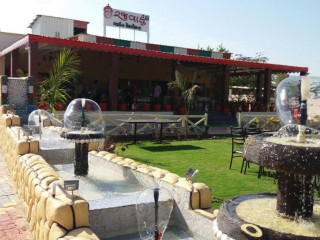 Rajwadu Garden Restaurant