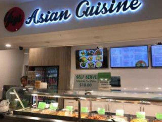 Yiyi Asian Cuisine