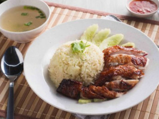 Jìn Dǐng Fēng Shāo Là Chicken And Char Siew Rice
