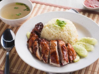 Guan Kee Chicken Rice Restoran Bandar Kinrara