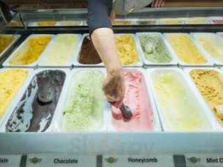 Port Campbell Ice Creamery