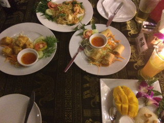 Khun Anna Restaurant Bar