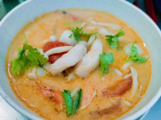 Kin-khaw Taste Of Thai
