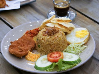 Masakan Panas Special Kelate (gerai 14 Utc Pahang)
