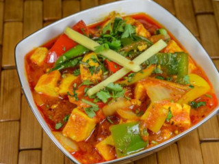 Simla Curry Leaf