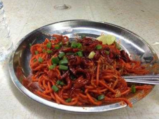 Hameed Pata Special Mee